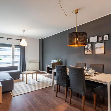Flh Expo Modern Flat With Balcony-3